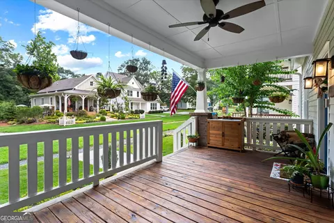 Exterior - 408 Bell St, Monroe, GA 30655 photo 3 of 7