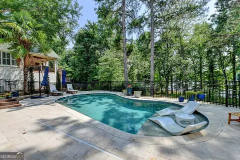Exterior - 4450 Flagship Dr, Gainesville, GA 30506 photo 31 of 35