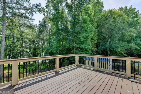 Exterior - 4450 Flagship Dr, Gainesville, GA 30506 photo 13 of 35