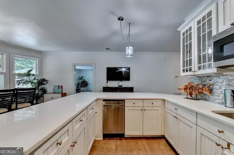 Kitchen - 4450 Flagship Dr, Gainesville, GA 30506 photo 17 of 17