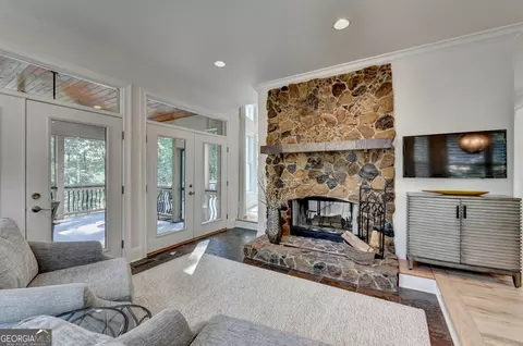 Living - 4450 Flagship Dr, Gainesville, GA 30506 photo 5 of 9