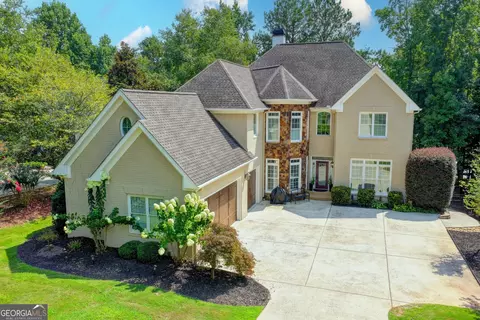 Exterior - 4450 Flagship Dr, Gainesville, GA 30506 photo 5 of 35