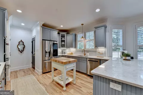 Kitchen - 4450 Flagship Dr, Gainesville, GA 30506 photo 3 of 17