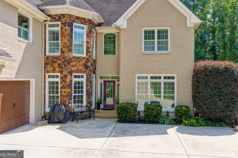 Exterior - 4450 Flagship Dr, Gainesville, GA 30506 photo 8 of 35