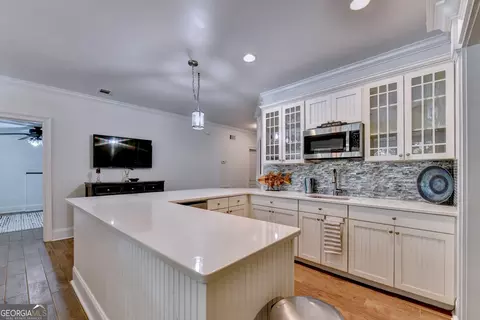 Kitchen - 4450 Flagship Dr, Gainesville, GA 30506 photo 15 of 17