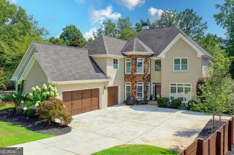 Exterior - 4450 Flagship Dr, Gainesville, GA 30506 photo 7 of 35