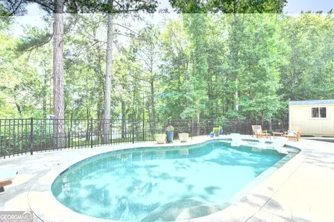 Exterior - 4450 Flagship Dr, Gainesville, GA 30506 photo 18 of 35