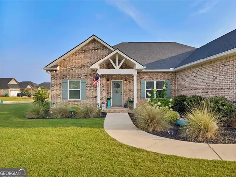 Exterior - 101 Raspberry Trl, Perry, GA 31069 photo 4 of 17