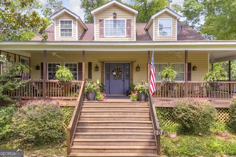 104 Veazey St, Union Point, GA 30669