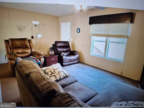 Living - 163 Indigo Rd, Lyons, GA 30436 photo 1 of 2