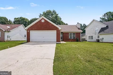 1712 Graystone Dr, Hampton, GA 30228