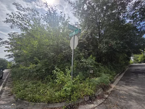 857 Mitchell St, Macon, GA 31217