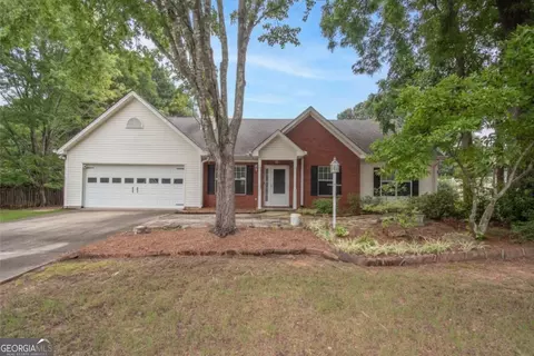 115 Oakview Trce, Fayetteville, GA 30215