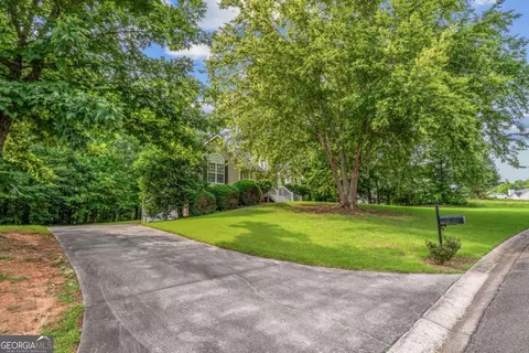 6920 Autumn Hills Dr, Cumming, GA 30028