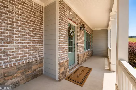 Exterior - 760 Carl Davis Rd NW, Monroe, GA 30656 photo 2 of 7