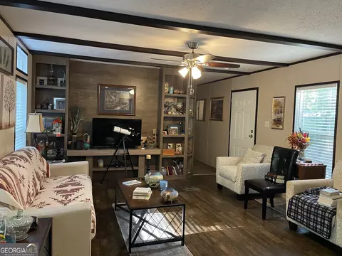 Living - 30 Golden Ln, Collins, GA 30421 photo 1 of 1