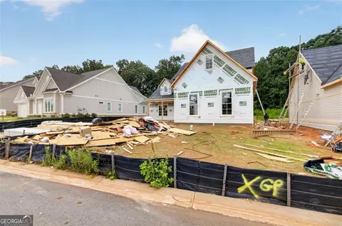 423 Lake Vista Dr, Statham, GA 30666