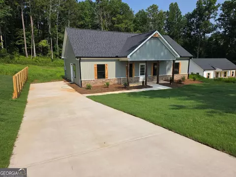 372 Flemister Cir, Dallas, GA 30157