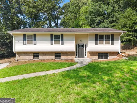 2107 Windsor Dr, Snellville, GA 30078