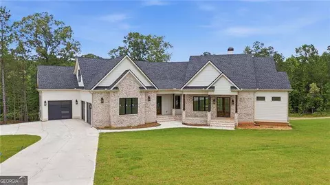 39 Sweet Rose Ct, Newnan, GA 30265