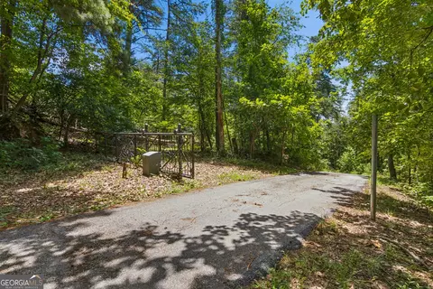 2709 Jamerson Rd, Marietta, GA 30066