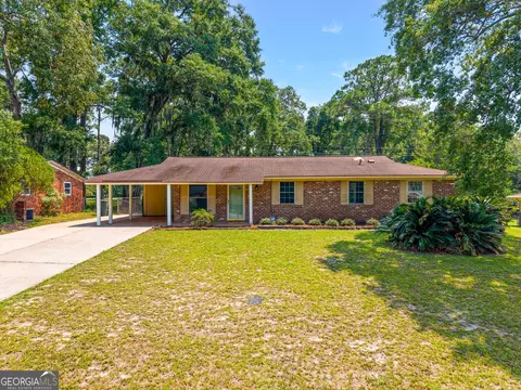 417 Willow Rd, Savannah, GA 31419