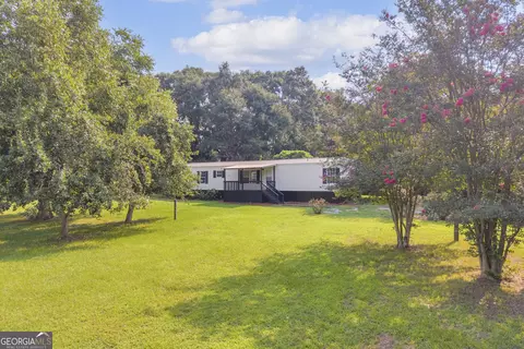 5724 Highway 82 Spur, Commerce, GA 30529 photo 1