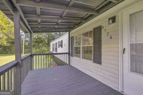 5724 Highway 82 Spur, Commerce, GA 30529 photo 8