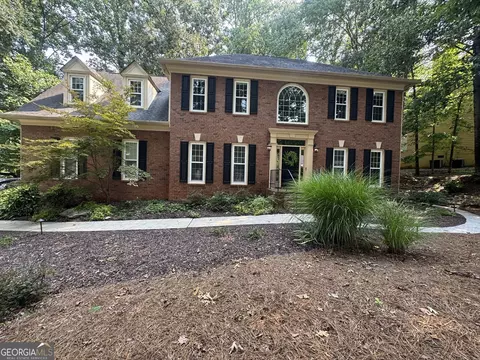 2652 Forest Meadow Ln, Lawrenceville, GA 30043