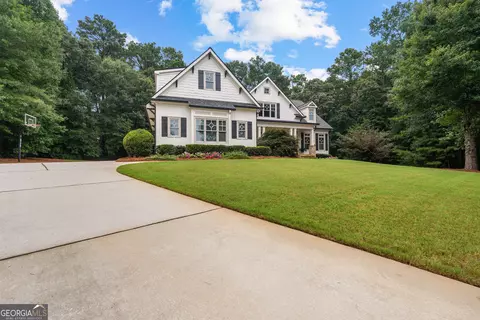 Exterior - 120 Crystal Ct, Tyrone, GA 30290 photo 4 of 15