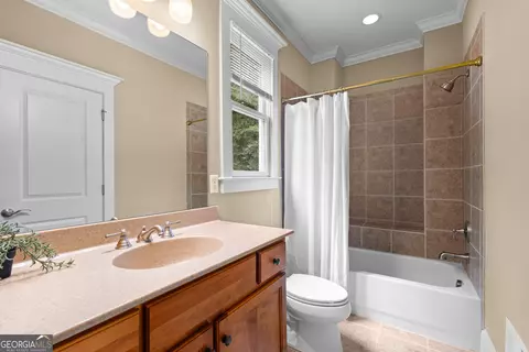 Bath - 120 Crystal Ct, Tyrone, GA 30290 photo 4 of 13