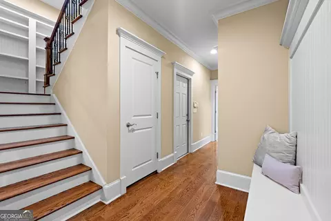 Entry Way - 120 Crystal Ct, Tyrone, GA 30290 photo 4 of 6