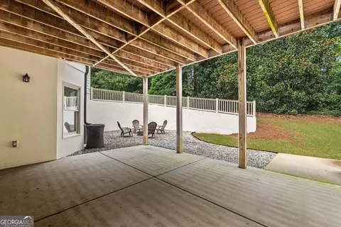 Exterior - 120 Crystal Ct, Tyrone, GA 30290 photo 11 of 15