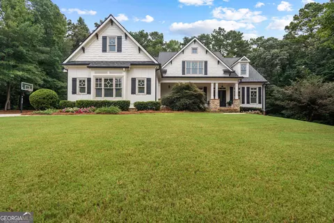 Exterior - 120 Crystal Ct, Tyrone, GA 30290 photo 3 of 15