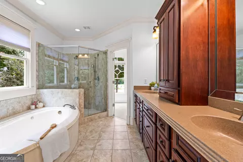 Bath - 120 Crystal Ct, Tyrone, GA 30290 photo 1 of 13