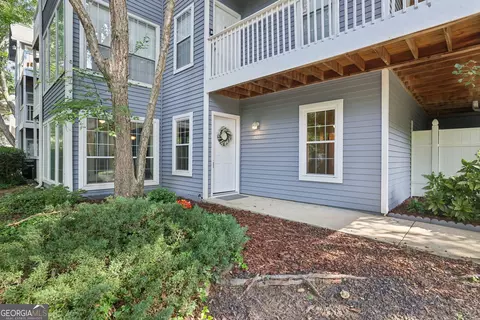 801 Gettysburg Pl, Sandy Springs, GA 30350