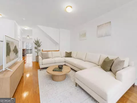 1524 Liberty Pkwy NW, Atlanta, GA 30318