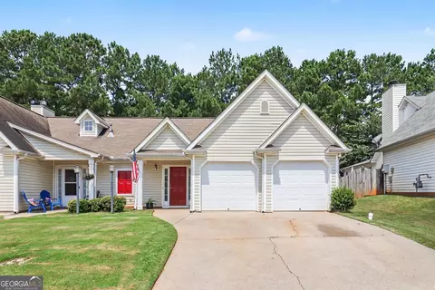 145 Courtyard Ln, Newnan, GA 30265