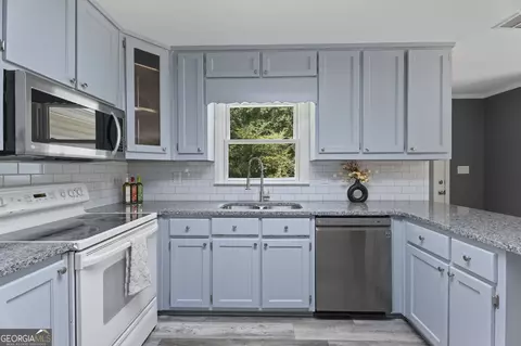 Kitchen - 330 Mackey Rd, Mcdonough, GA 30252 photo 3 of 3