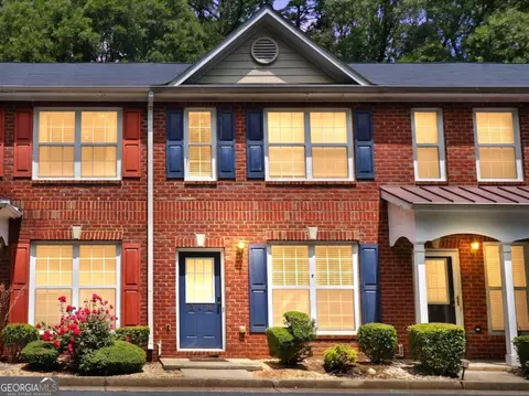 398 Paden Cove Trl, Lawrenceville, GA 30044