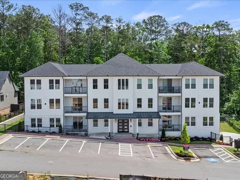 1050 Blair Ln #203, Peachtree City, GA 30269