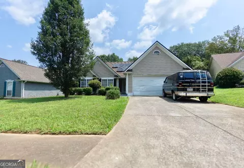 2805 Avalon Meadows Ln, Lawrenceville, GA 30044
