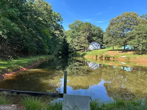 2398 James Springs Rd, Danielsville, GA 30633