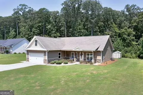 Exterior - 171 Arrow Point Rd, Jackson, GA 30233 photo 2 of 11