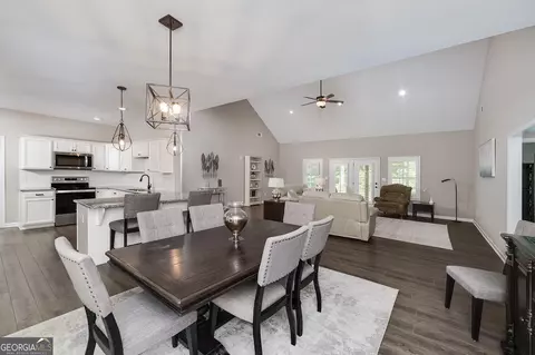 Dining - 171 Arrow Point Rd, Jackson, GA 30233 photo 1 of 3
