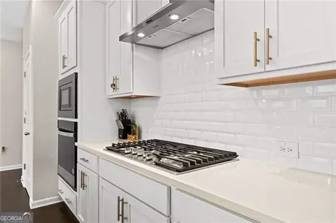 Kitchen - 4066 Halton Rd, Duluth, GA 30097 photo 3 of 5