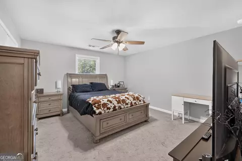 Bedroom - 2100 Westbrook Rd, Commerce, GA 30530 photo 5 of 6