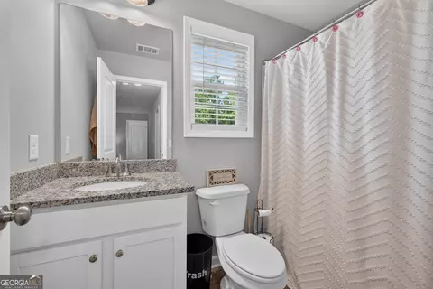 Bath - 2100 Westbrook Rd, Commerce, GA 30530 photo 1 of 1