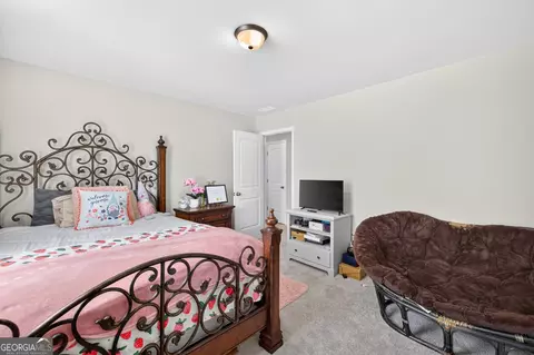 Bedroom - 2100 Westbrook Rd, Commerce, GA 30530 photo 4 of 6