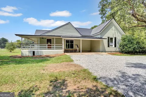 Exterior - 1071 Bethany Rd, Covington, GA 30016 photo 5 of 8
